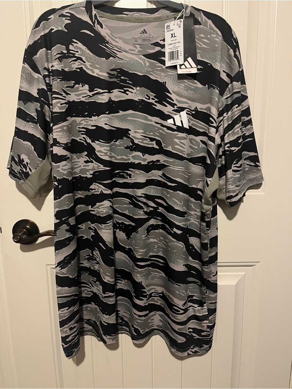 adidas Men's Black & Gray Camouflage Short Sleeve Training Tee
